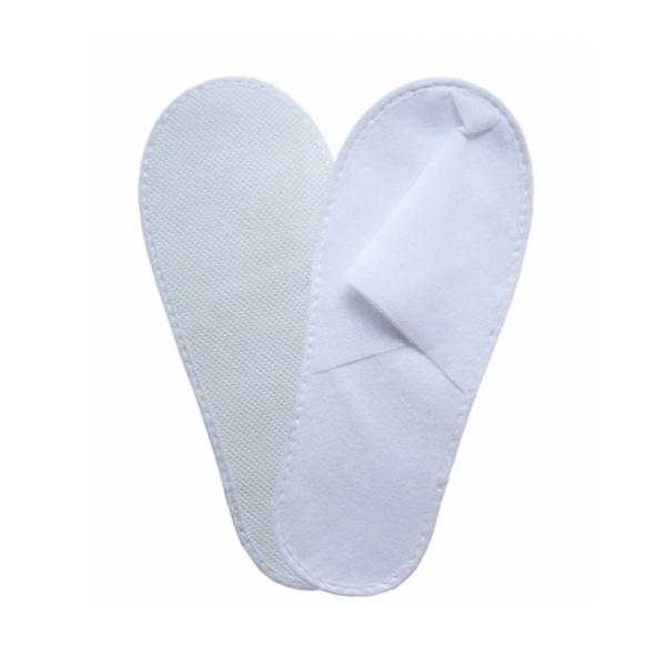 PAR DE ZAPATILLAS CERRADAS NONWOVEN COLOR BLANCO