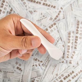 CUCHARILLA BLANCA DE PAPEL CUTLERY ENFUNDADA - 9,4 CM